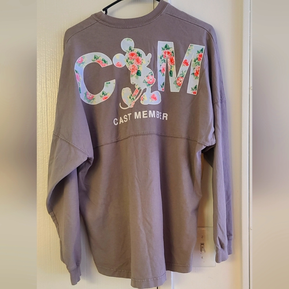 Disney Parks Exclusive Cast Member Spirit Floral Jersey Size Small Gray flowers